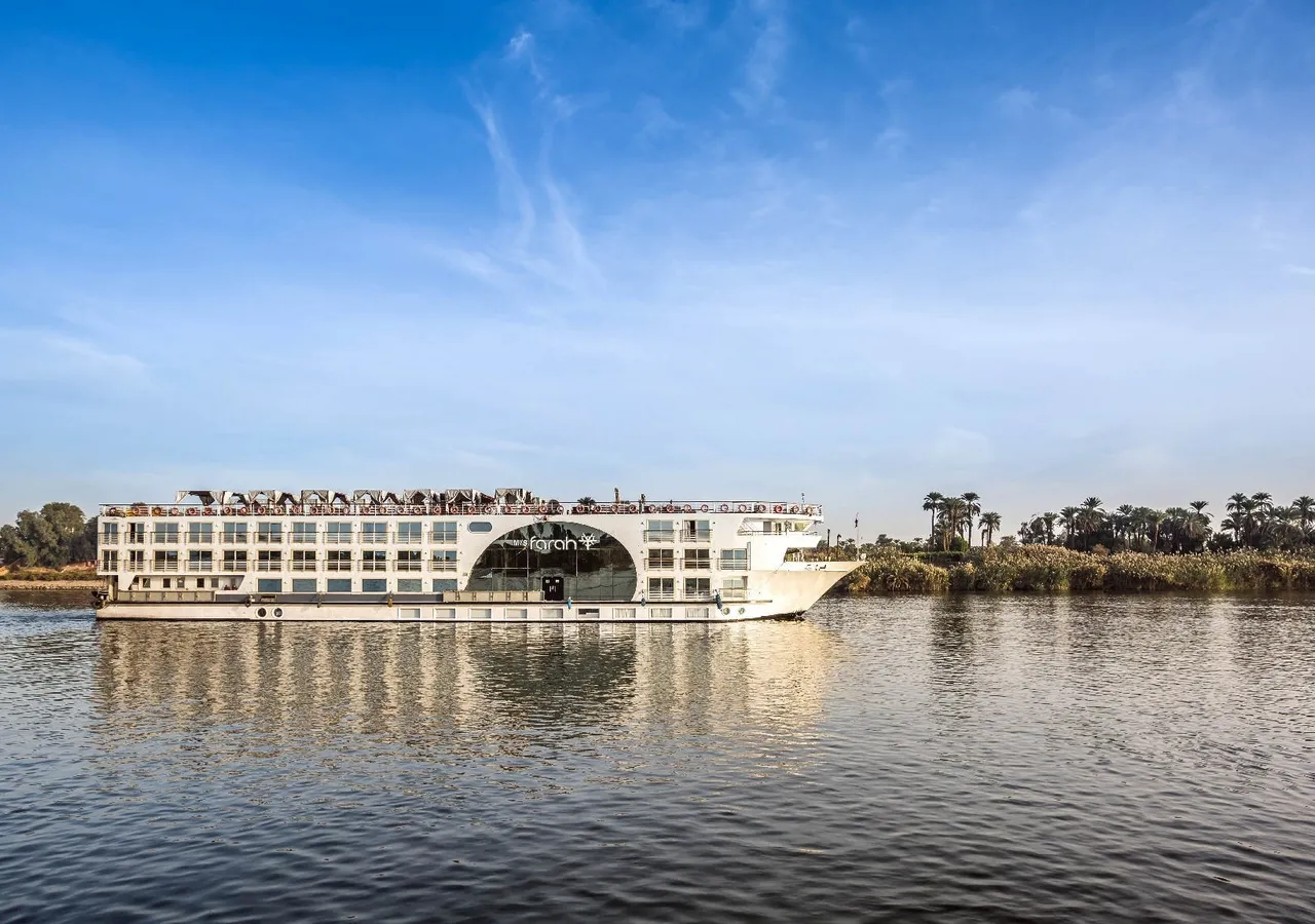 Exterior view of the Farah Nile Cruise Nile cruise ship
